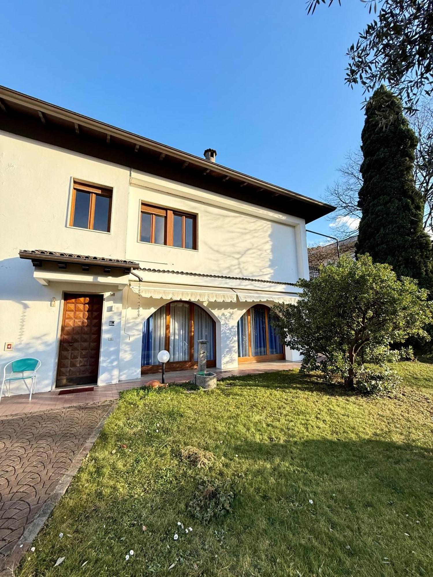 Casa Vittoria Apartment Torbole Sul Garda Luaran gambar