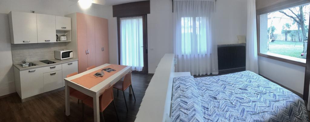 Casa Vittoria Apartment Torbole Sul Garda Luaran gambar